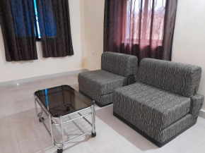 Raaj Inn studio's